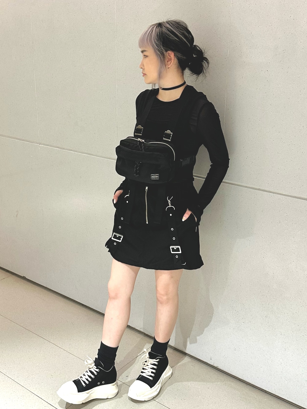 「LOWRYS FARMのチョーカー　177135（ネックレス、ブラック系）」を使った、Ruby さん（レディース・153cm）の春コーディネートの1枚目の写真