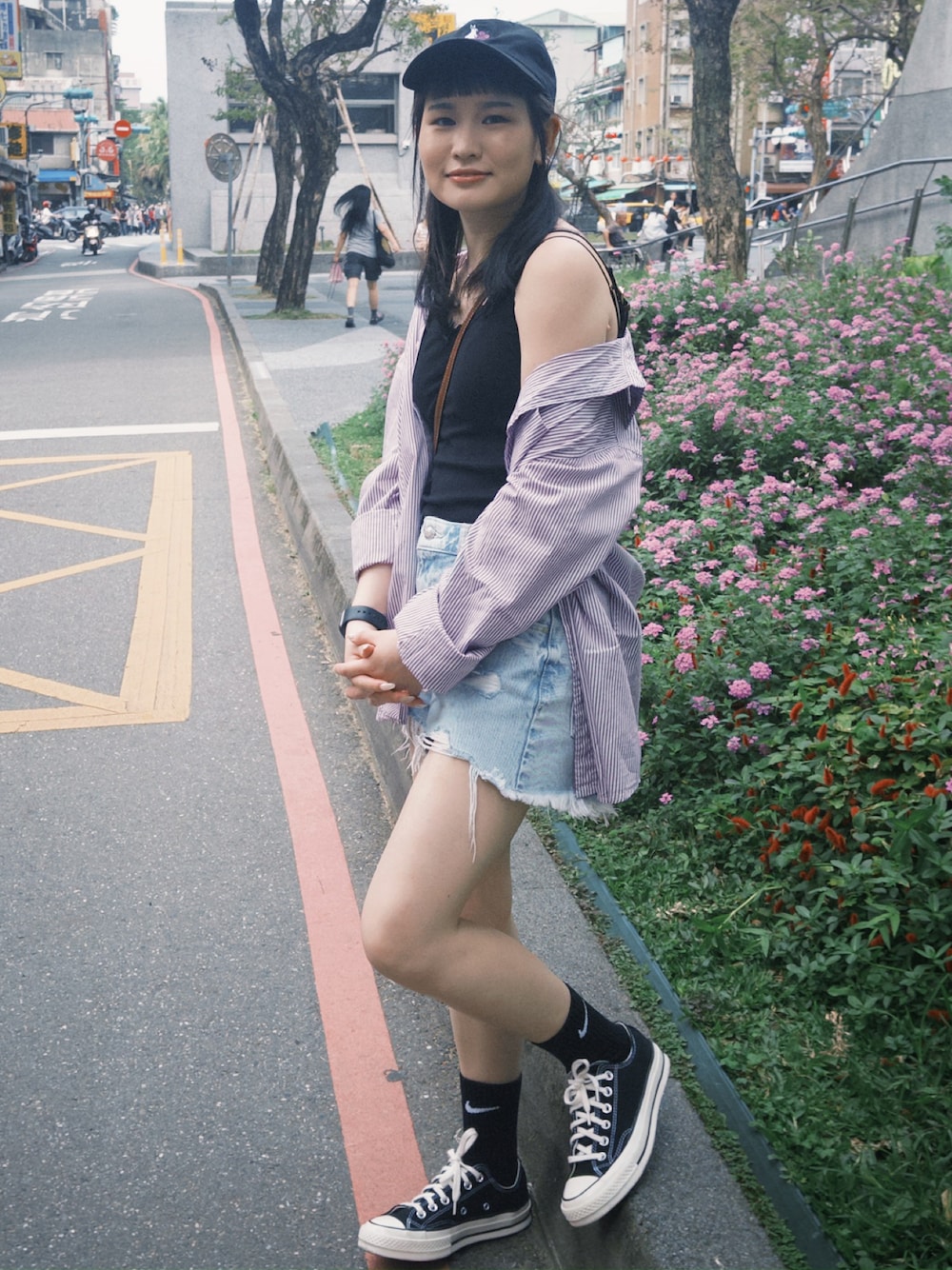 「タイワン」｜「FR2のアイテム（キャップ、ブラック系）」を使った、Ruby さん（レディース・153cm）の春コーディネートの1枚目の写真