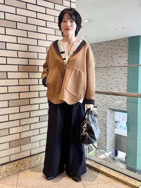 「アイテム（ノーカラーコート）」を使った、西平さん（レディース・160cm）の秋コーディネート