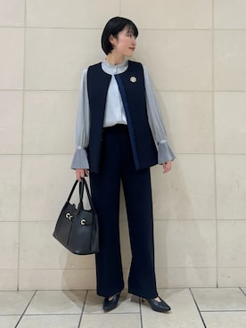 「アイテム（ブローチ/コサージュ）」を使った、西平さん（レディース・160cm）の冬コーディネート