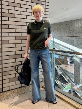 「FRED PERRY（フレッドペリー）のアイテム」を使った、西平さん（レディース・160cm）の春コーディネート