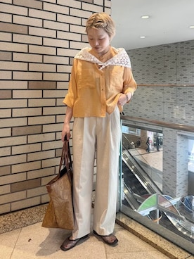 「SHIPS（シップス）のアイテム（パンツ）」を使った、西平さん（レディース・160cm）の春コーディネート