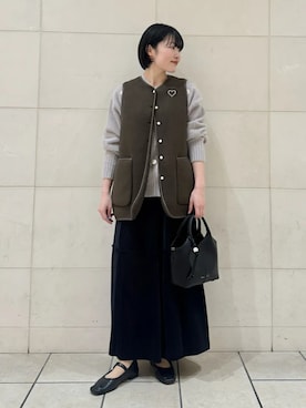 「アイテム（ブローチ/コサージュ）」を使った、西平さん（レディース・160cm）の冬コーディネート