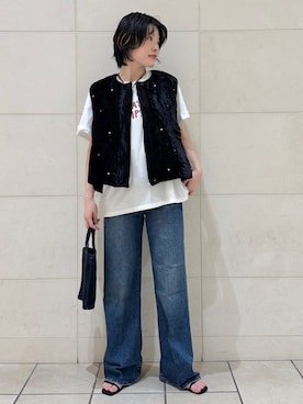 「Levi's」｜「アイテム（サンダル）」を使った、西平さん（レディース・160cm）の秋コーディネート