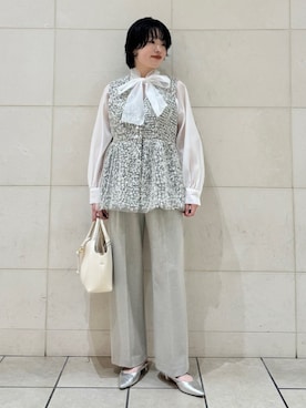 「SHIPS（シップス）のアイテム（シャツ/ブラウス）」を使った、西平さん（レディース・160cm）の秋コーディネート