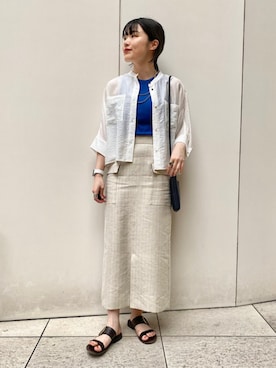 「アイテム（タンクトップ、ブルー系）」を使った、西平さん（レディース・160cm）の春コーディネート