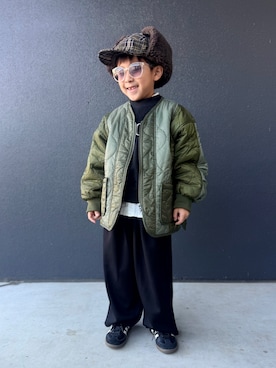 「アイテム（スニーカー）」を使った、muguさん（キッズ・110cm）の秋コーディネート