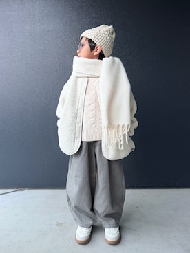 「アイテム（ニット/セーター）」を使った、muguさん（キッズ・110cm）の秋コーディネート