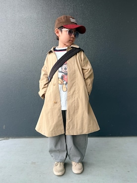 「LOWRYS FARM（ローリーズファーム）のステンカラーコート　638402（ステンカラーコート、ベージュ系）」を使った、muguさん（キッズ・110cm）の春コーディネート
