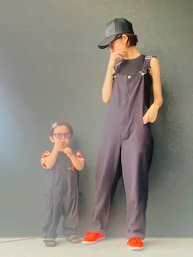 「アイテム（ニット/セーター、ブラック系）」を使った、muguさん（キッズ・80cm）の夏コーディネート