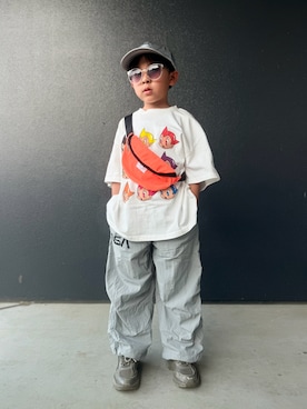 「LOWRYS FARM（ローリーズファーム）のＮＡＳＡナイロンパンツ　593052（その他パンツ、グレー系）」を使った、muguさん（キッズ・110cm）の春コーディネート