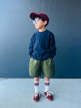 「アイテム（ニット/セーター）」を使った、muguさん（キッズ・110cm）の秋コーディネート