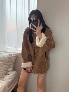 「アイテム（ムートンコート）」を使った、marikoさん（レディース・166cm）の秋コーディネート