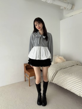 「Heather（ヘザー）のリボンバルーンフーディ　1075093（パーカー、グレー系）」を使った、marikoさん（レディース・166cm）の秋コーディネート