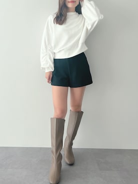 「白スウェット」｜mai shi（STRIPE CLUB 本部）さん（レディース・158cm）の冬コーディネート