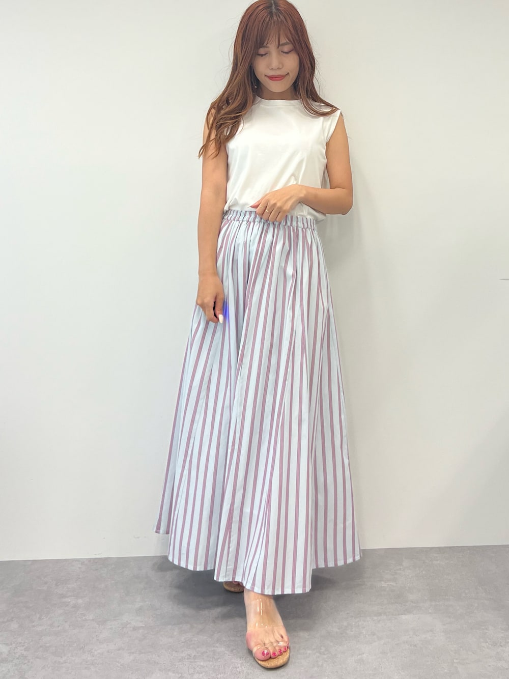「夏、ストライプ、タンクトップ、夏コーデ、カジュアルコーデ、ラクチンコーデ、着回しコーデ、オトナカジュアル、暑い日コーデ、夏デート」｜「ORiental TRafficのORientalTRaffic クリアストラップサンダル（サンダル、その他）」を使った、mai shi（STRIPE CLUB 本部）さん（レディース・158cm）の夏コーディネートの1枚目の写真