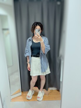 「SLY（スライ）のアイテム（サンダル、ベージュ系）」を使った、SAKIさん（レディース・160cm）の夏コーディネート