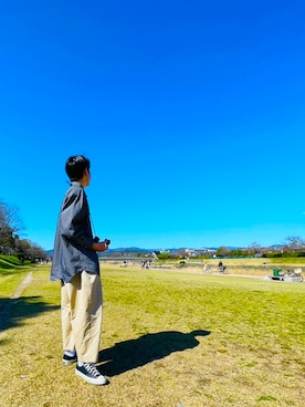 「鴨川で拾ったものだけでコーデシタヨ」｜figuchi17さん（メンズ・172cm）の春コーディネート