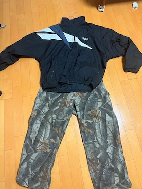 「Reebok（リーボック）のアイテム（ジャケット/アウター）」を使った、karendesuyo0605さん（メンズ・175cm）の春コーディネート