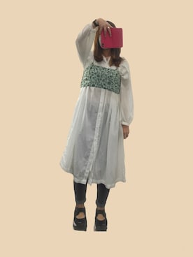「ノーカラー」｜「アイテム（その他トップス）」を使った、さくちーさん（レディース・163cm）の春コーディネート