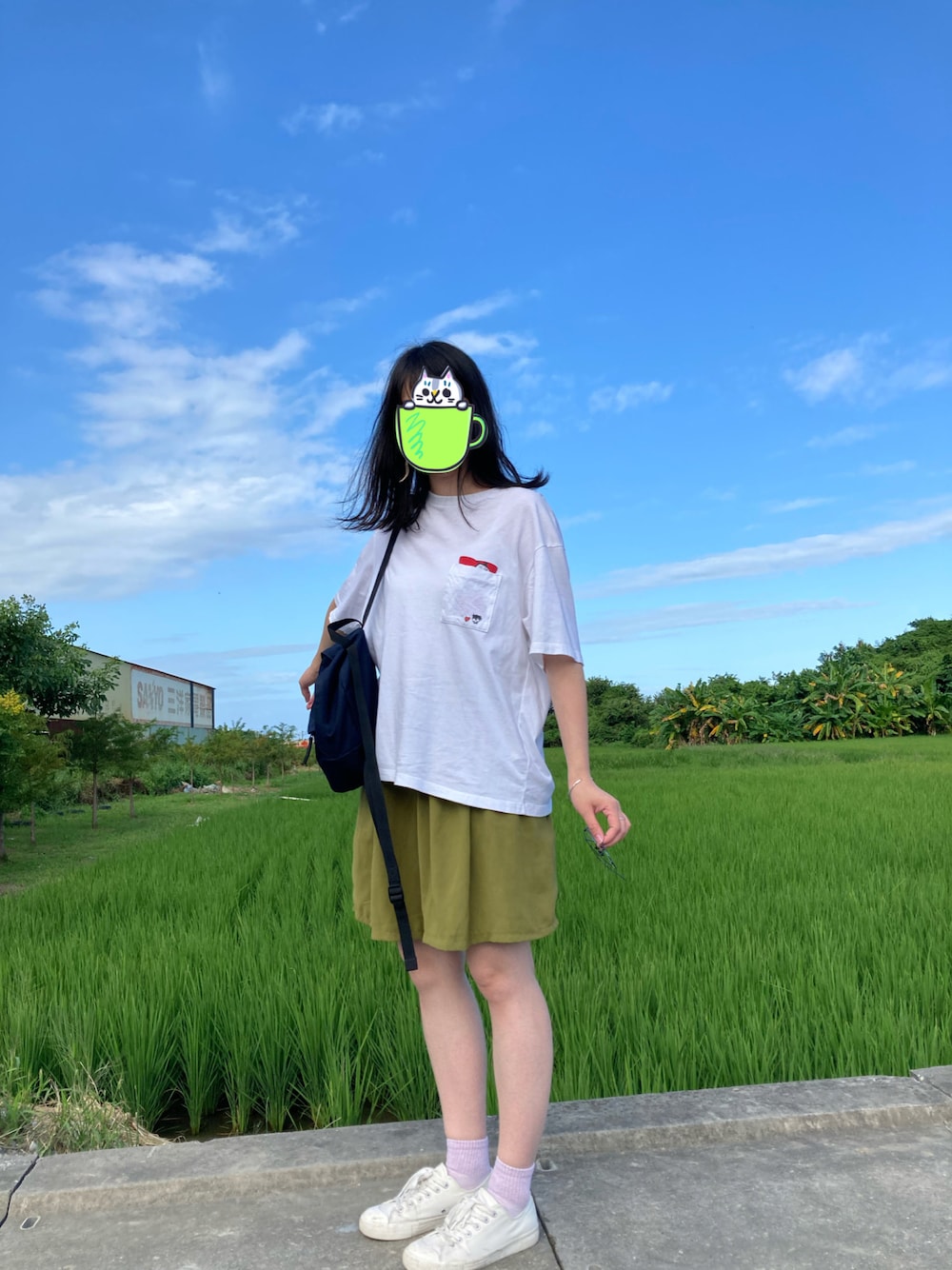 「ootd、夏、travel」｜「無印良品のアイテム（スリッポン、ホワイト系）」を使った、cleankeepさん（レディース・162cm）の春コーディネートの1枚目の写真