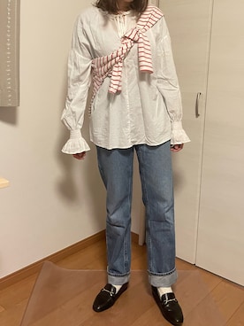 「UNIQLO（ユニクロ）のハイライズワイドストレートジーンズ（デニムパンツ）」を使った、uriさん（レディース・164cm）の春コーディネート