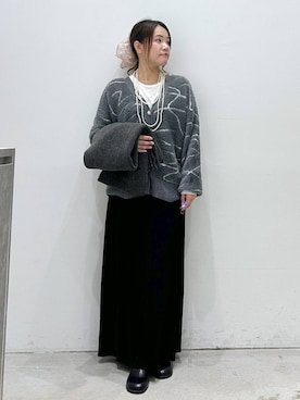 「アイテム（ストール/ショール）」を使った、yumiさん（レディース・160cm・30代）の秋コーディネート