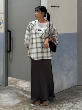 「CIAOPANIC TYPY（チャオパニックティピー）のカラビナ付きベロアスタッズ巾着BAG（トートバッグ）」を使った、あゆさん（レディース・158cm）の夏コーディネート