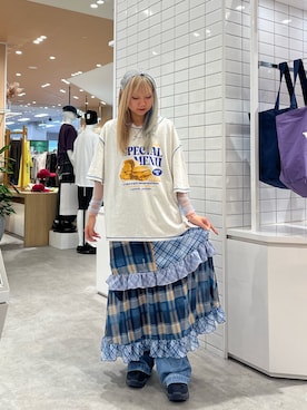 「アイテム（ママ＆ベビー）」を使った、きょんさん（レディース・161cm）の秋コーディネート