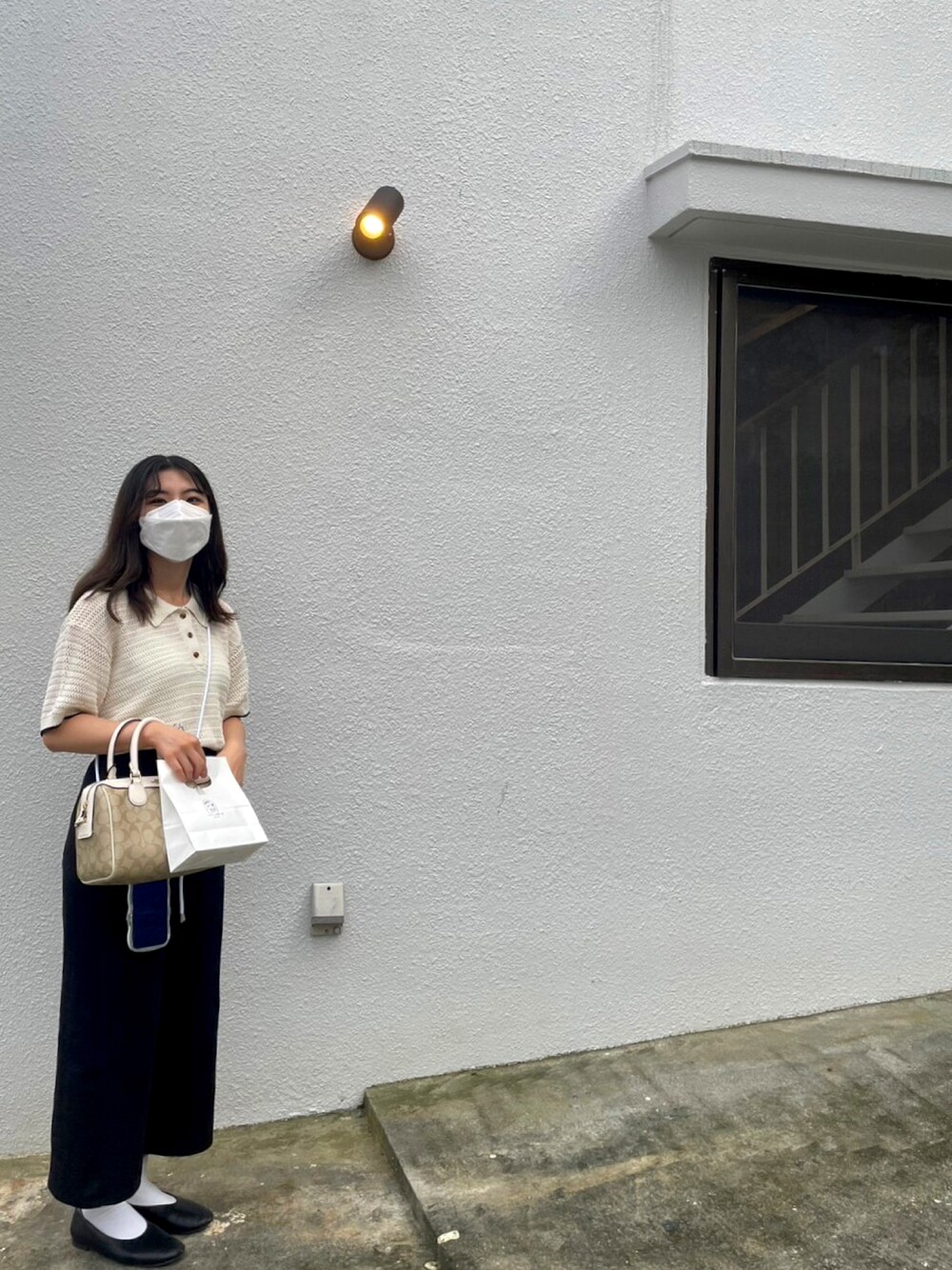 「カジュアル、低身長女子、GU、未来のWEARISTAプロジェクト、カフェ巡り、カフェ、outfit、カジュアルコーデ」｜「GUのアイテム（ポロシャツ、ベージュ系）」を使った、れいちぇる🍐さん（レディース・150cm）の秋コーディネートの1枚目の写真