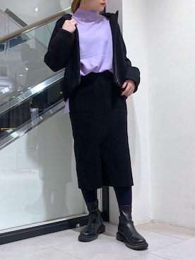 OUVRAGE CLASSE(ウヴラージュクラス)の「ハイネック脇スリットプル