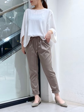 ポンチョブラウスを使った人気ファッションコーディネート - WEAR