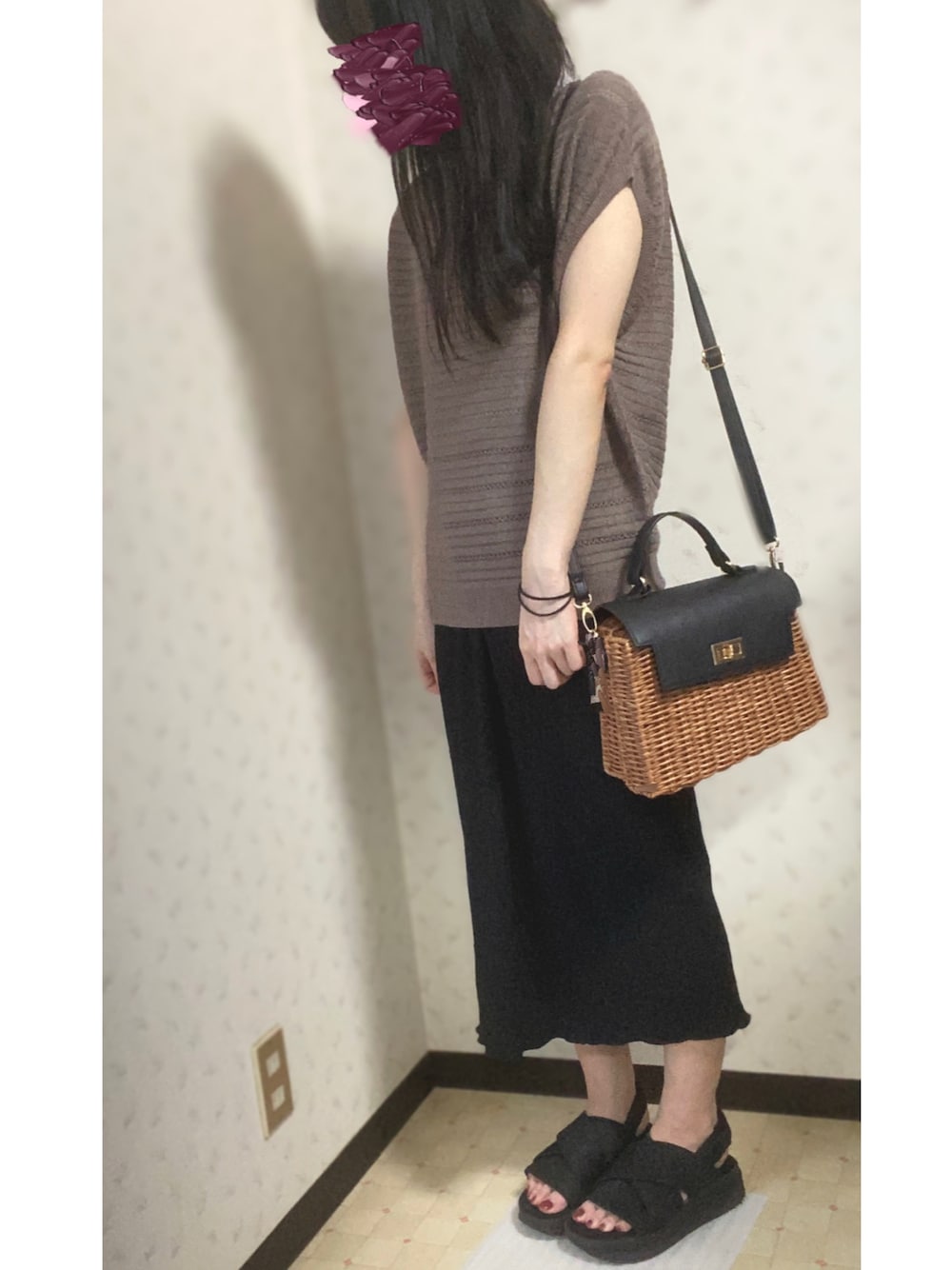 「今日のコーデ、大人かわいい、シンプル、プチプラ、全身しまむら、しまむら、Rafraf、ラフラフ、SEASON REASON、シーズンリーズン、LINOLUCE、透けニット、かごバッグ、スカートコーデ、いいね、save、フォローお願いします🤑」｜「しまむらのアイテム（かごバッグ、ブラウン系）」を使った、ゆゆ ᵕ̈さん（レディース・158cm）の夏コーディネートの1枚目の写真