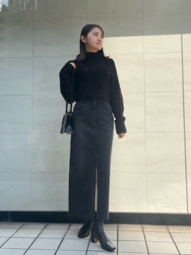 「アイテム（デニムスカート）」を使った、SHINOさん（レディース・165cm）の冬コーディネート