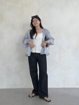 「prose verse（プロズヴェール）のTストラップトングサンダル（サンダル、ブラック系）」を使った、MIOさん（レディース・158cm）の春コーディネート