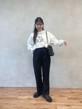 「ストレートパンツ」｜「アイテム（スウェット）」を使った、MIOさん（レディース・158cm）の冬コーディネート