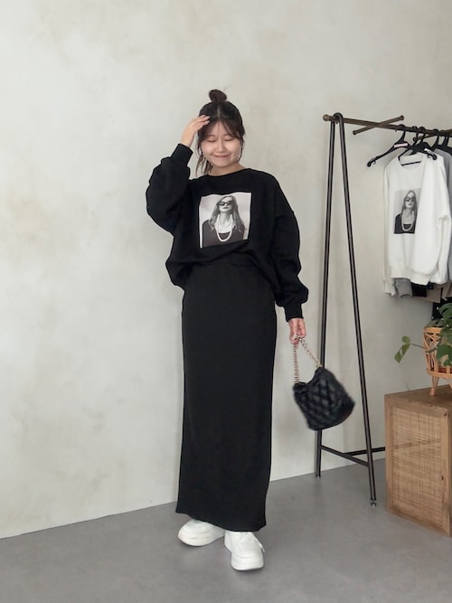 ☆proseverse／プロズヴェール☆パール付スゥェット☆Mサイズ☆未使用品☆ セール】パールネックレスフォトスウェット（スウェット