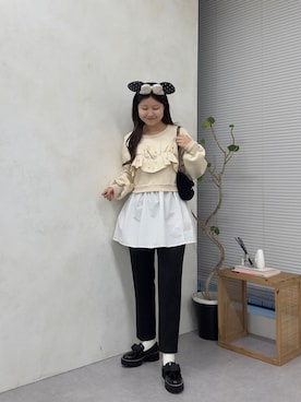 「アイテム（Tシャツ/カットソー、ベージュ系）」を使った、MIOさん（レディース・158cm）の秋コーディネート