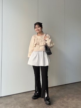 「アイテム（Tシャツ/カットソー、ベージュ系）」を使った、MIOさん（レディース・158cm）の秋コーディネート