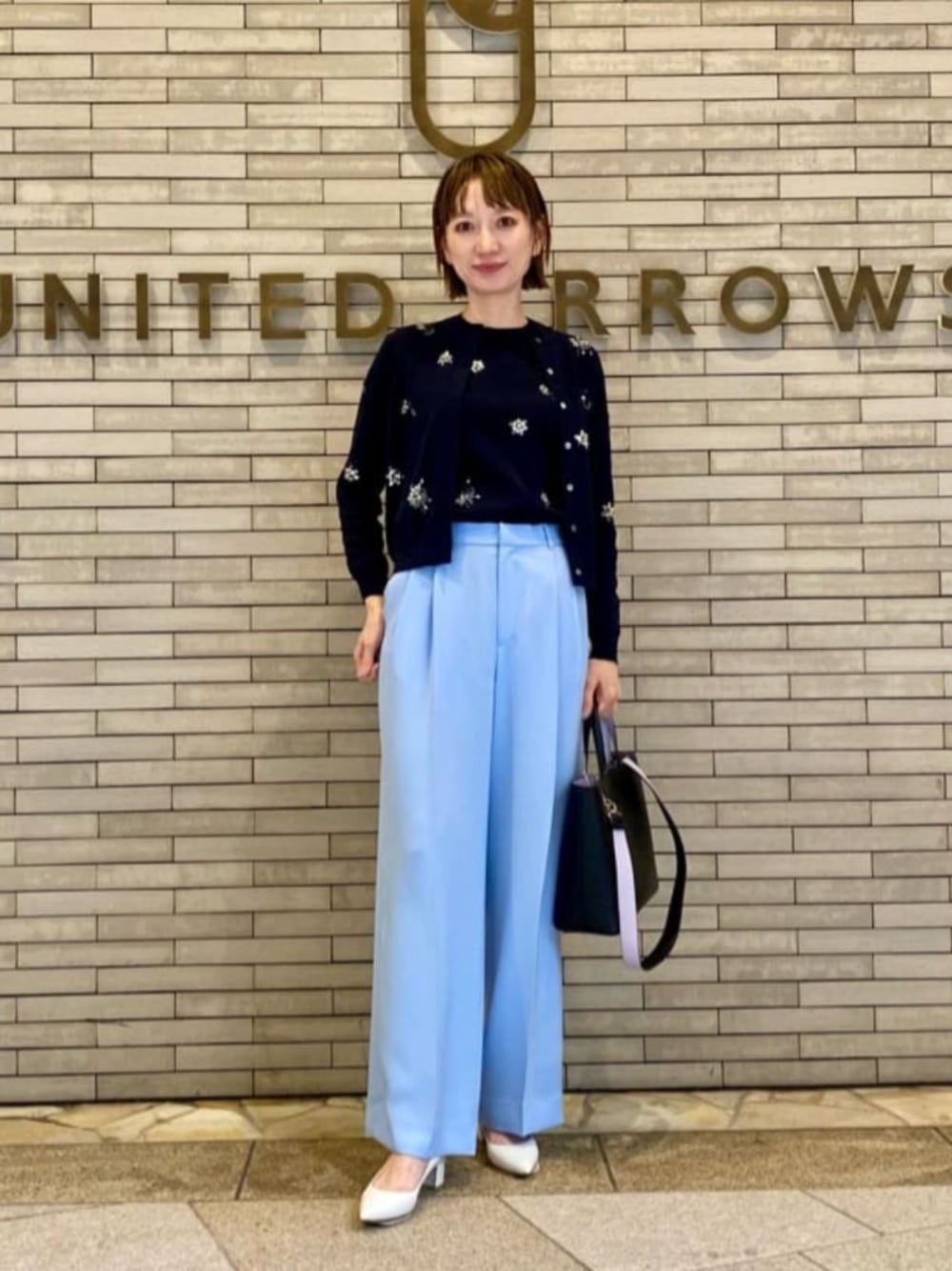 「骨格ナチュラル、ニット、イエベ春」｜「UNITED ARROWSのワイド ベーシック トートバッグ（トートバッグ、その他）」を使った、平敷（hirashiki）さん（レディース・169cm）の冬コーディネートの1枚目の写真