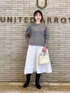 「アイテム（イヤリング）」を使った、平敷（hirashiki）さん（レディース・169cm）の秋コーディネート