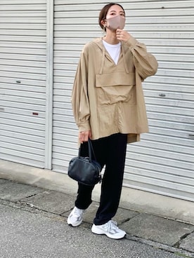 「サテンパンツ」｜「アイテム（その他アウター）」を使った、たろ☺︎さん（レディース・165cm）の秋コーディネート