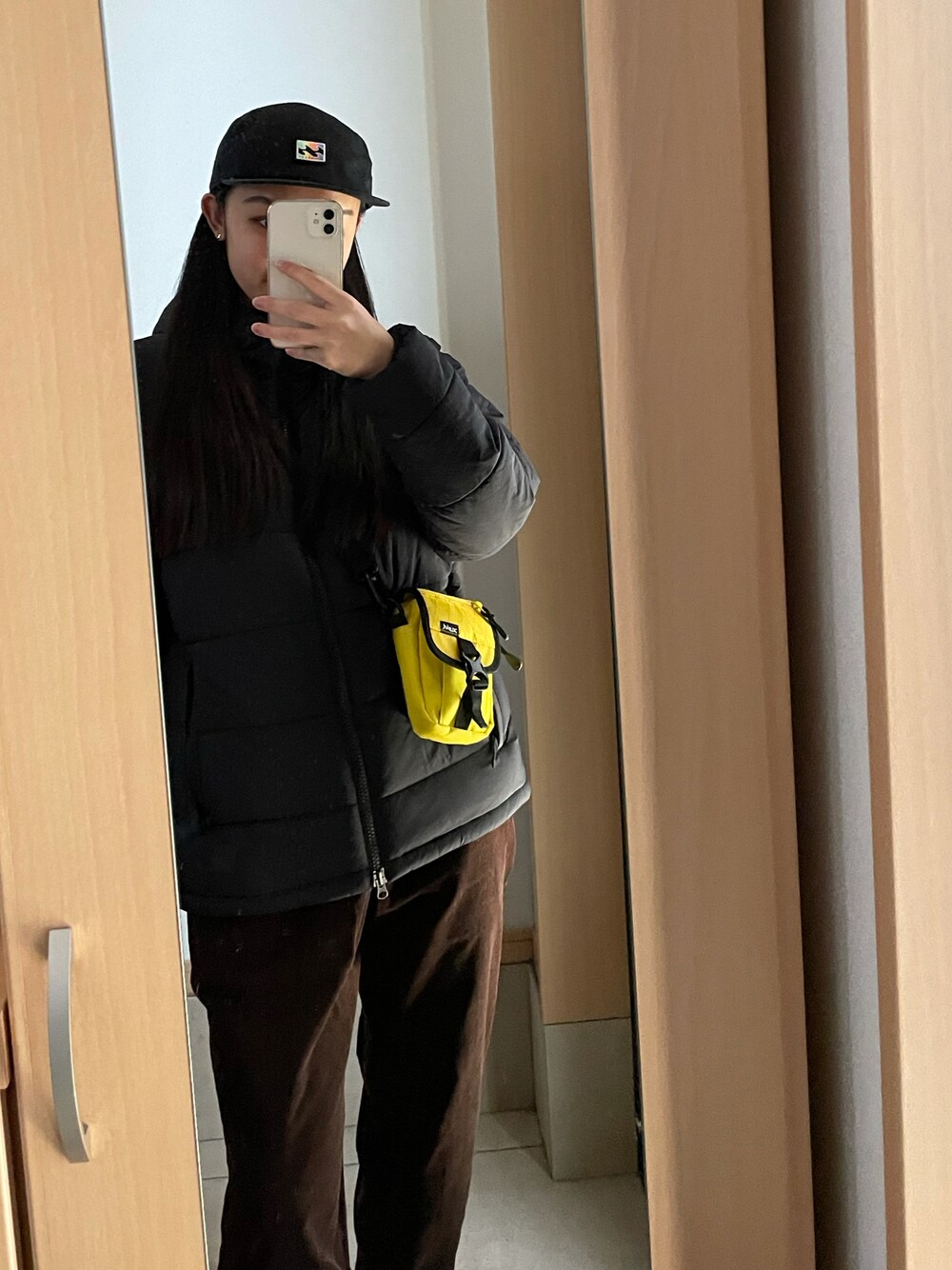 「冬コーデ、ノースフェイス、THE NORTH FACE、エックスガール、x-girl、ストリート、ストリートコーデ、キャップ、キャップコーデ、キャップ女子」｜「THE NORTH FACEのアイテム（ジャケット/アウター、ブラック系）」を使った、SHIHOさん（レディース・159cm）の冬コーディネートの1枚目の写真