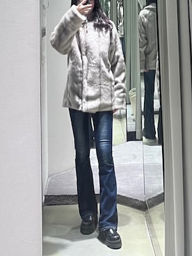 「アイテム（その他アウター）」を使った、川越祐莉さん（レディース・174cm）の秋コーディネート