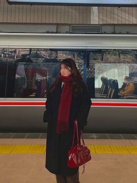 「GU（ジーユー）のアイテム（ダウンジャケット/コート）」を使った、yukaakanukeさん（レディース・162cm）の春コーディネート