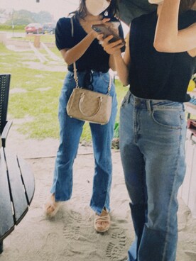 「UNIQLO（ユニクロ）のアイテム（デニムパンツ、ブルー系）」を使った、つんつるてんさん（レディース・161cm）の春コーディネート