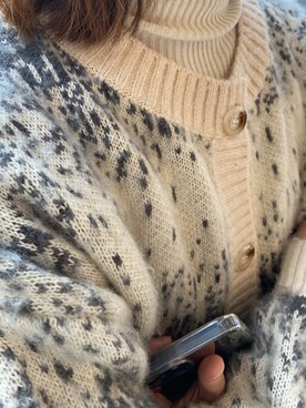 「UNIQLO（ユニクロ）のアイテム（ニット/セーター、ホワイト系）」を使った、つんつるてんさん（レディース・161cm）の春コーディネート