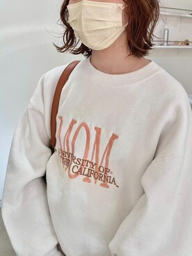 「古着のアイテム（スウェット、ホワイト系）」を使った、つんつるてんさん（レディース・161cm）の春コーディネート