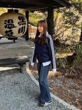 「adidas（アディダス）のアイテム（ジャケット/アウター）」を使った、haruukamaruさん（レディース・160cm）の春コーディネート