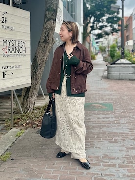 「アイテム（ブルゾン）」を使った、Akari Yasuiさん（レディース・145cm）の秋コーディネート